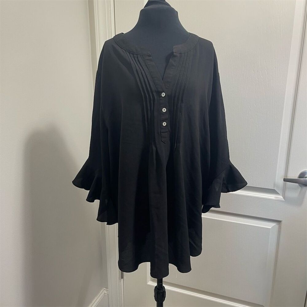 GiGiO Plus Women's 1XL Black V-Neck Bell Sleeve Blouse Casual. (Sku219)